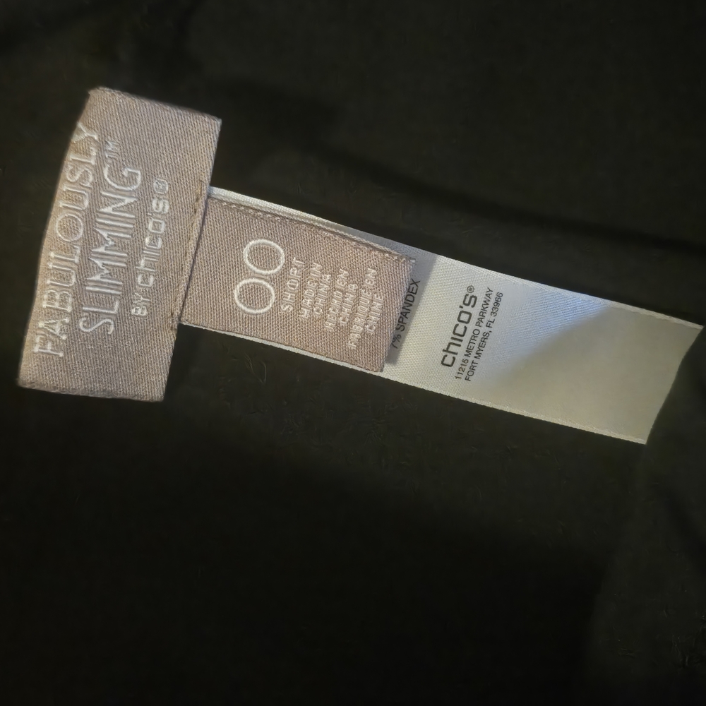 Chico's Fabulously Slimming Pants Size Xs - Picture 2 of 2